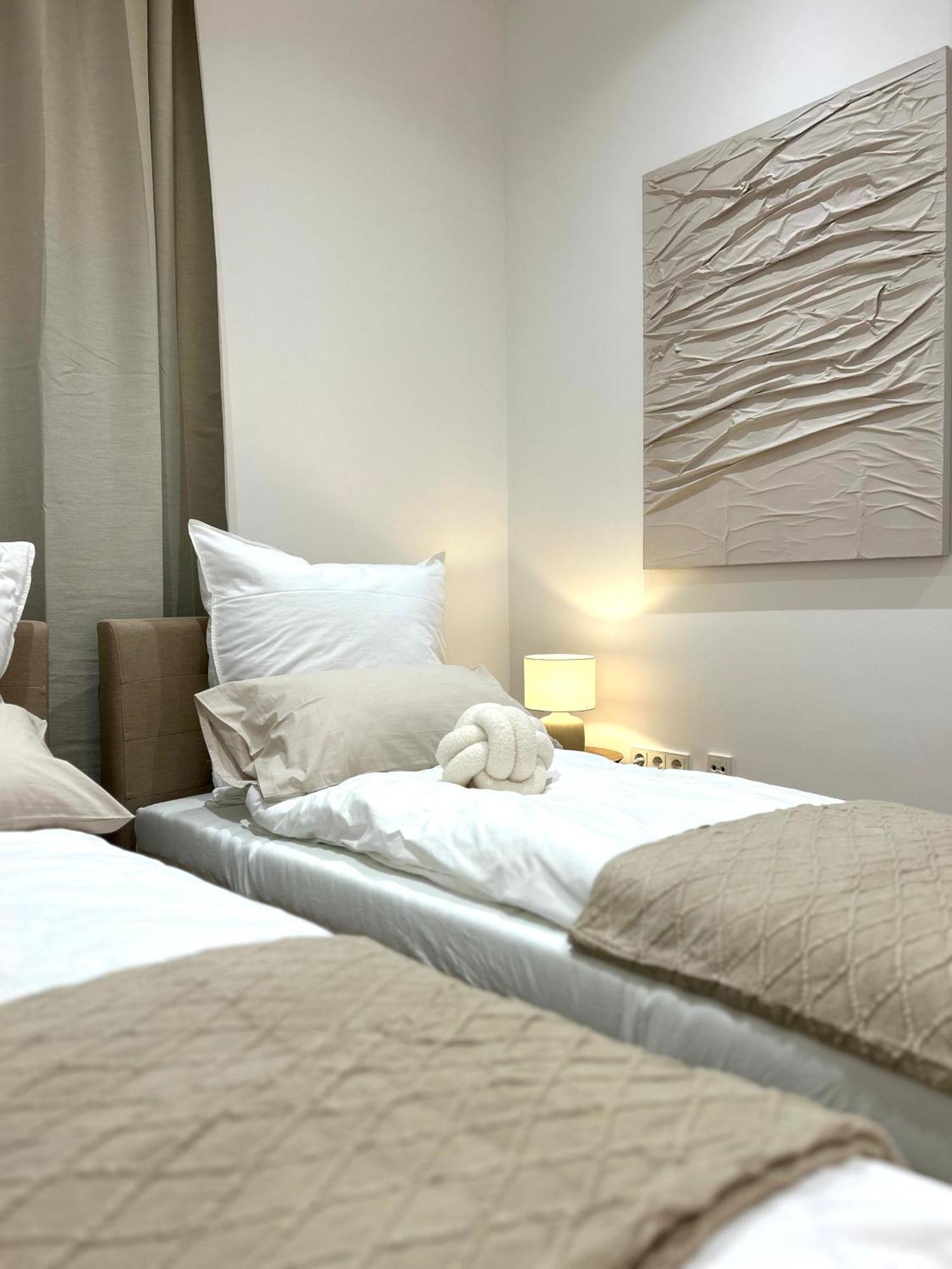Designer City Apartment In Top Lage Fuer 6 Gaeste Karlsruhe Eksteriør billede
