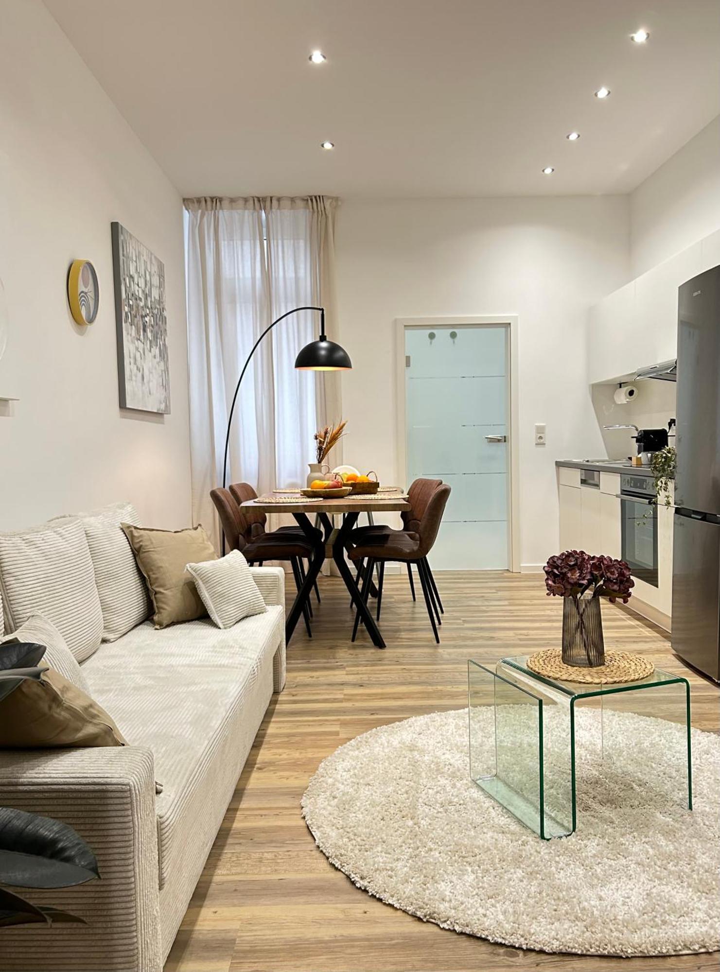Designer City Apartment In Top Lage Fuer 6 Gaeste Karlsruhe Eksteriør billede